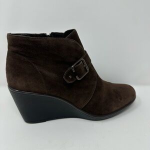 Clarks Brown Suede Women's  Wedge Ankle Bootie Size 8.5 M